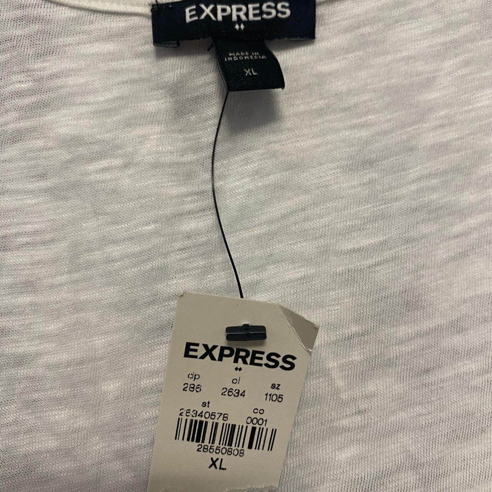 Top - Picture 3 of 4